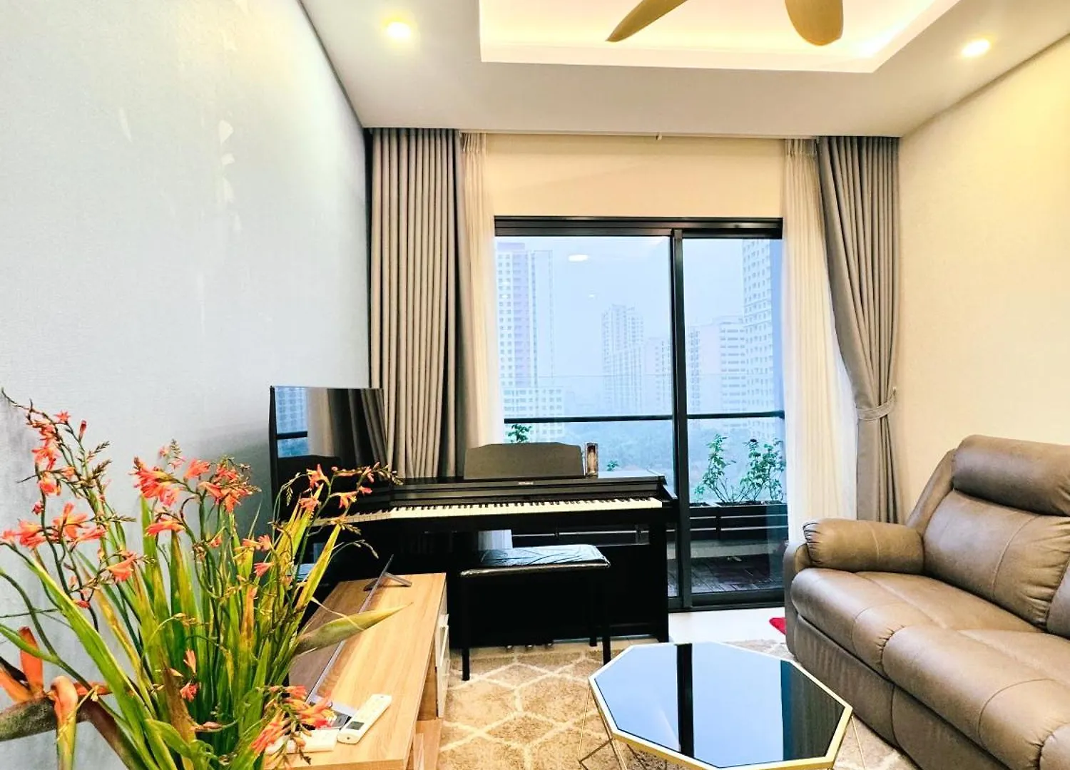 Tphomes New City Ho Chi Minh City